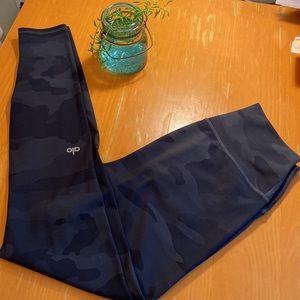 ALO 7/8 leggings